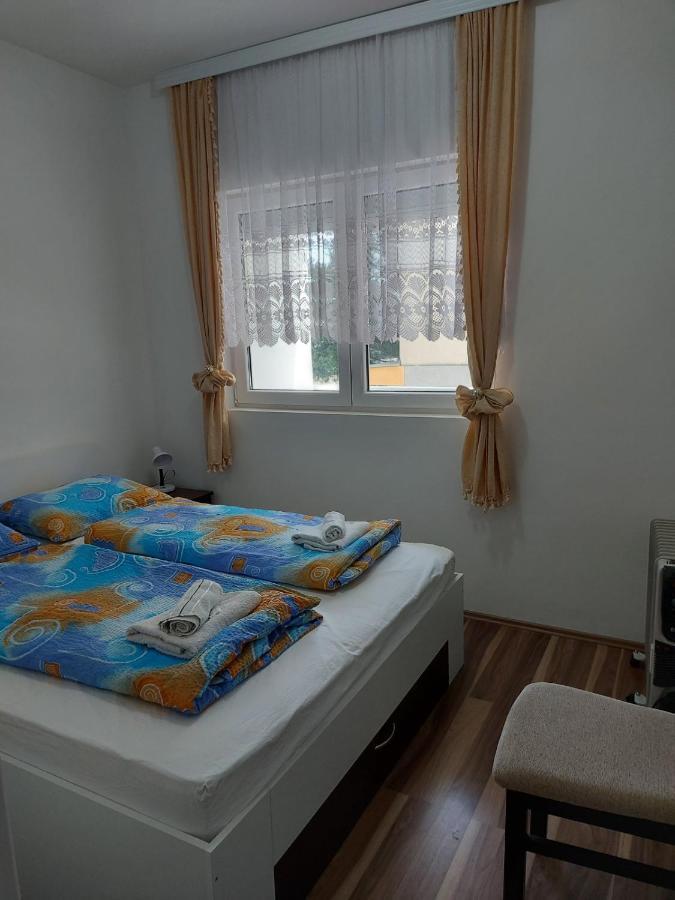 Adam' S Apartment 3 Kladovo Kültér fotó